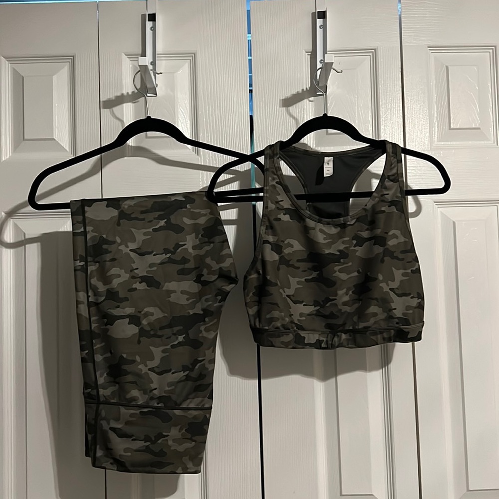 Ideology Workout Set - image 1